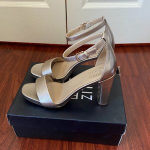 Naturalizer Joy Dress Sandal in Light Bronze Leather (Size 8)